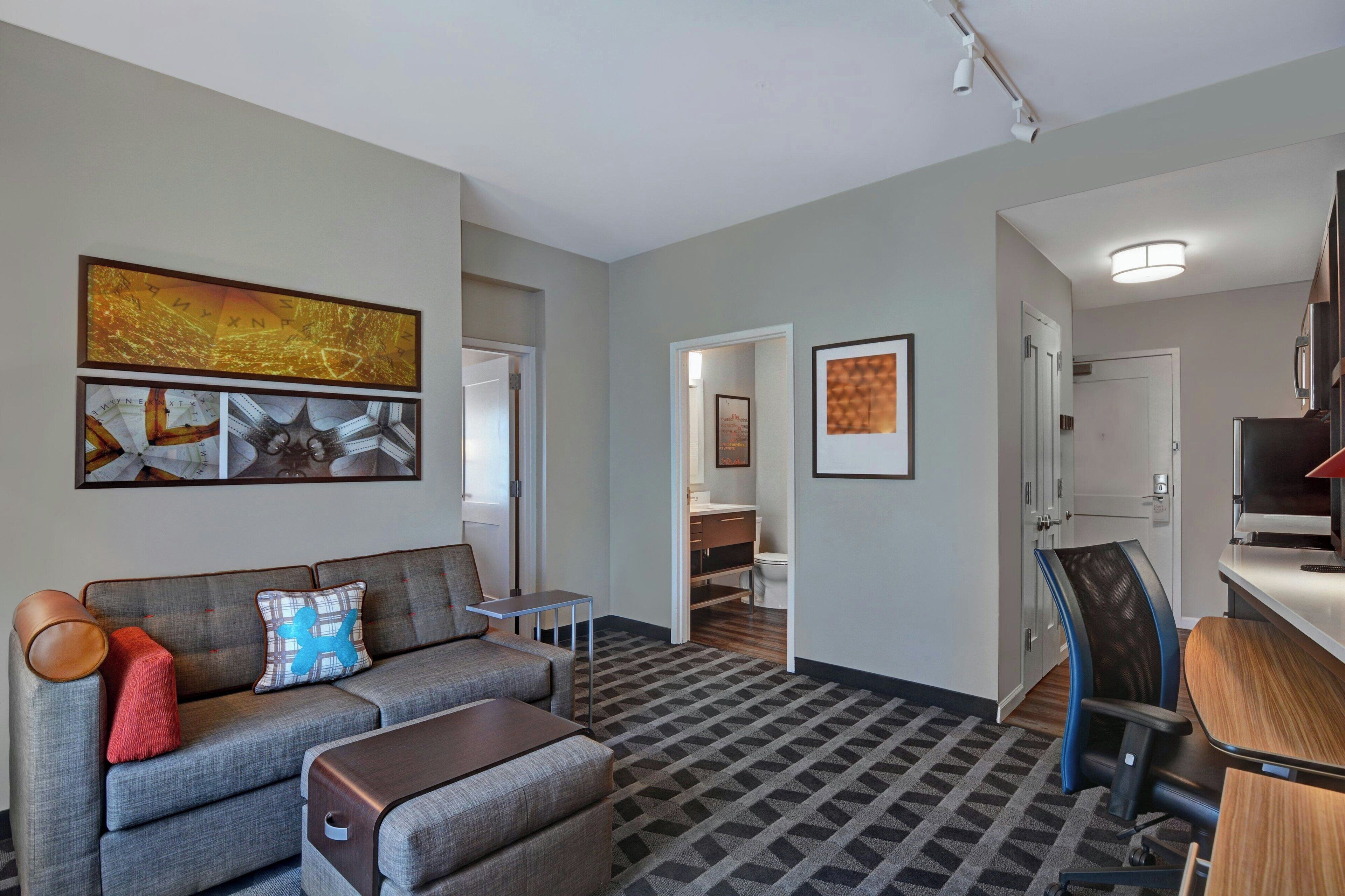 Suite, 1 Bedroom | Living room | Flat-screen TV