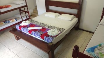 Duplex | 1 quarto, Wi-Fi de cortesia, roupa de cama