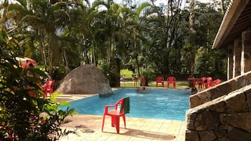 Alberca al aire libre
