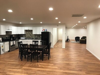 Roomy and Private Getaway for Families & Friends