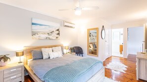 5 bedrooms, iron/ironing board, free WiFi