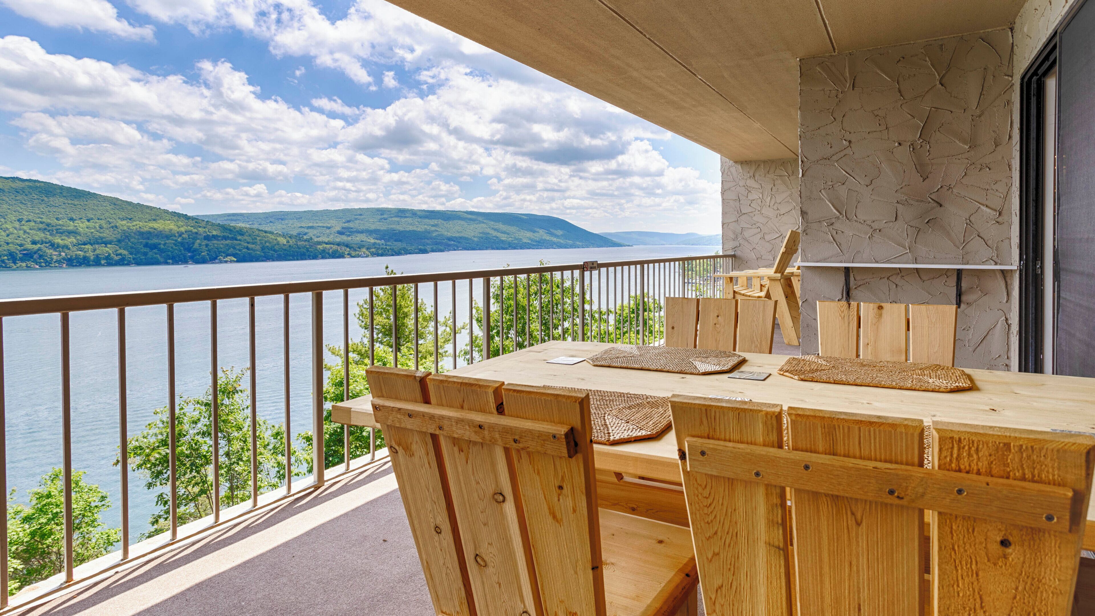 Cliffside Sunrise: "Gorgeous Canandaigua Lake Views!"