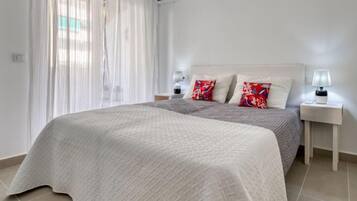 1 bedroom, iron/ironing board, WiFi