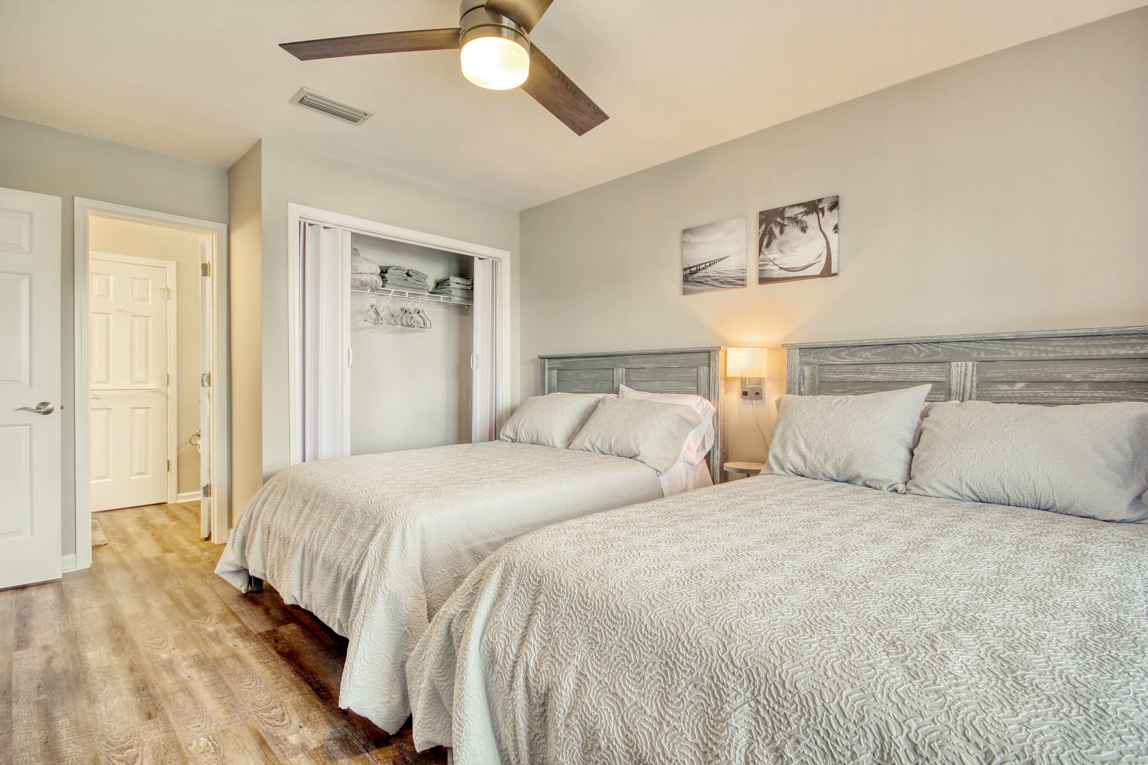 4 bedrooms, iron/ironing board, WiFi (free), bed sheets