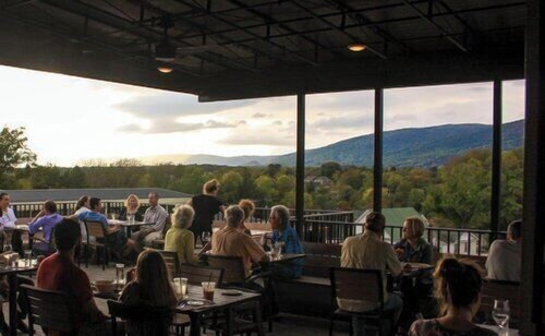 Piedmont Place 304| Lux Vineyard & Brewery Getaway in the Heart of Crozet | Pet Friendly