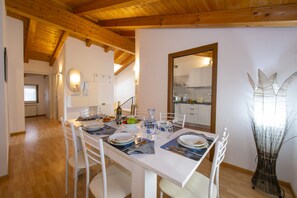 Dining - Residenza al Ponte, Arco, Italy (Arco)