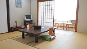 Chambre, non-fumeurs (Japanese Style, Unit Bath) | Coffres-forts dans les chambres, fer et planche à repasser