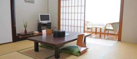Japanese Style Room (8 Tatami Mats) with Unit Bath