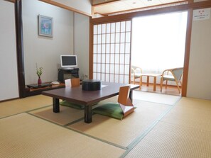 Japanese Style Room (8 Tatami Mats) with Unit Bath | In-room safe, iron/ironing board - Green Spa Tsutsuga (Akiota)