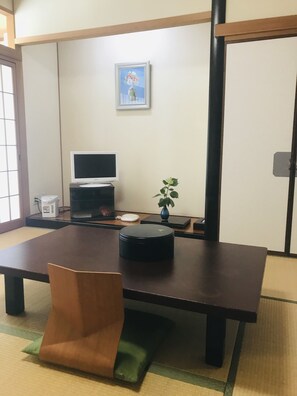 Quarto tradicional (Japanese Style, for 4 Guests) | Opções para refeição no quarto