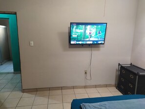 1 bedroom, WiFi - Cuarto Comodo Centrico (Mexicali)