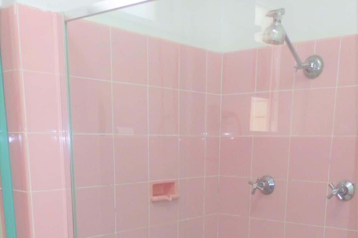 Quarto casal | Banheiro | Chuveiro, produtos de toalete grátis, toalhas de banho, sabonete
