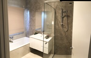 Dusche