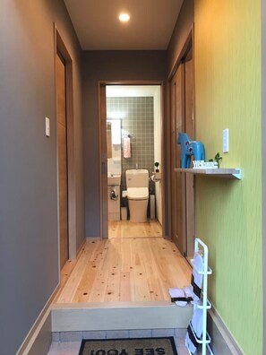 Otsuka Bovine 101 | Bathroom - Otsuka Bovine (Tokyo)