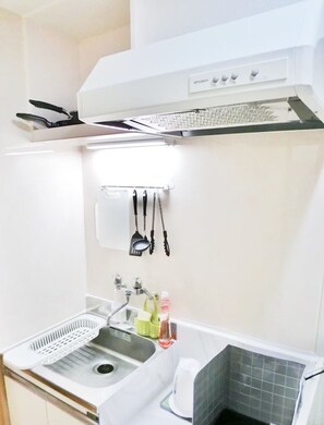 Private kitchenette - Ikebukuro BNB No.103 (Tokyo)