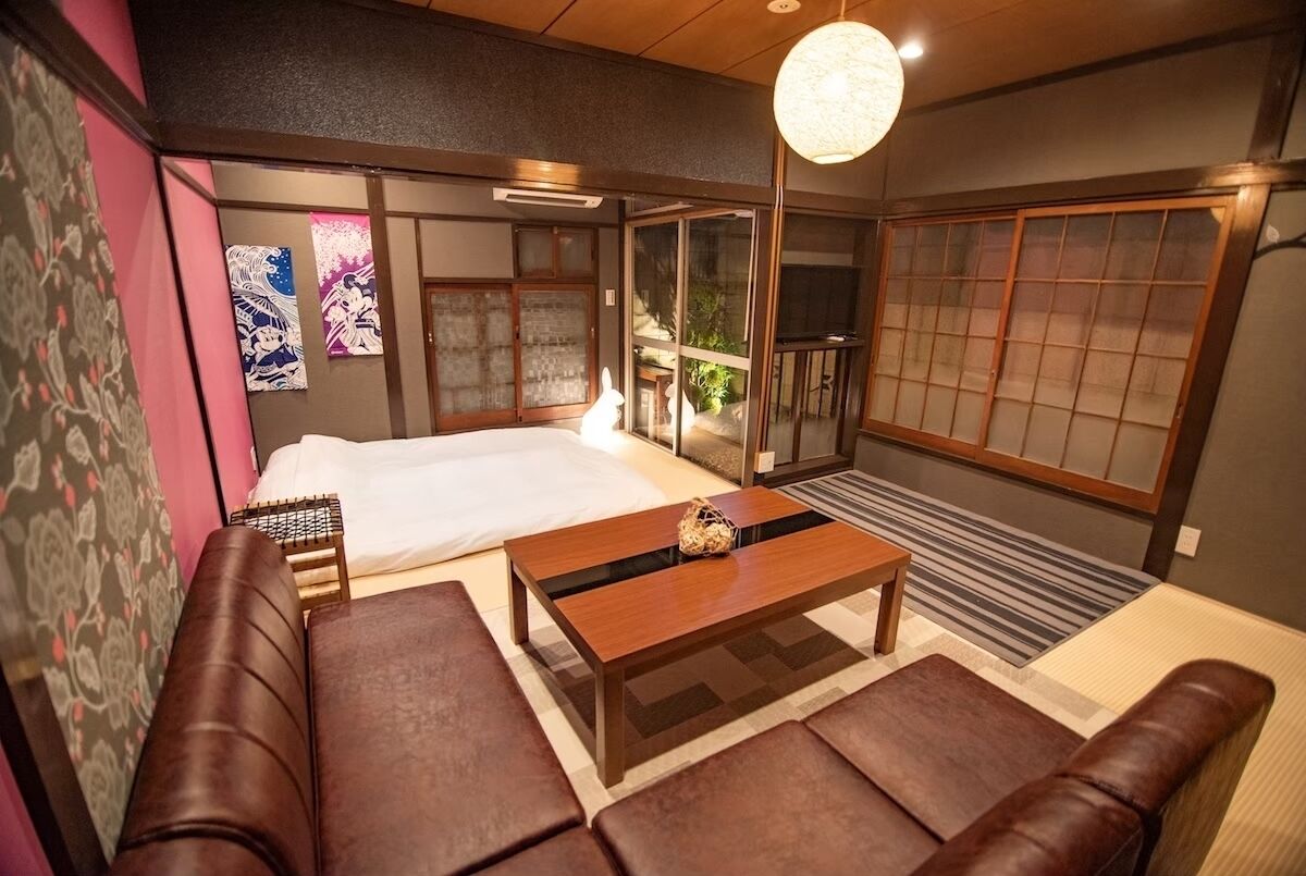 Private Vacation Home | 2 bedrooms, blackout drapes, iron/ironing board, free WiFi