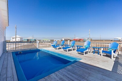 Private Heated Pool, walkout on the beach! - Island Star