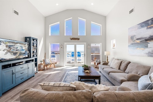 Private Heated Pool, walkout on the beach! - Island Star