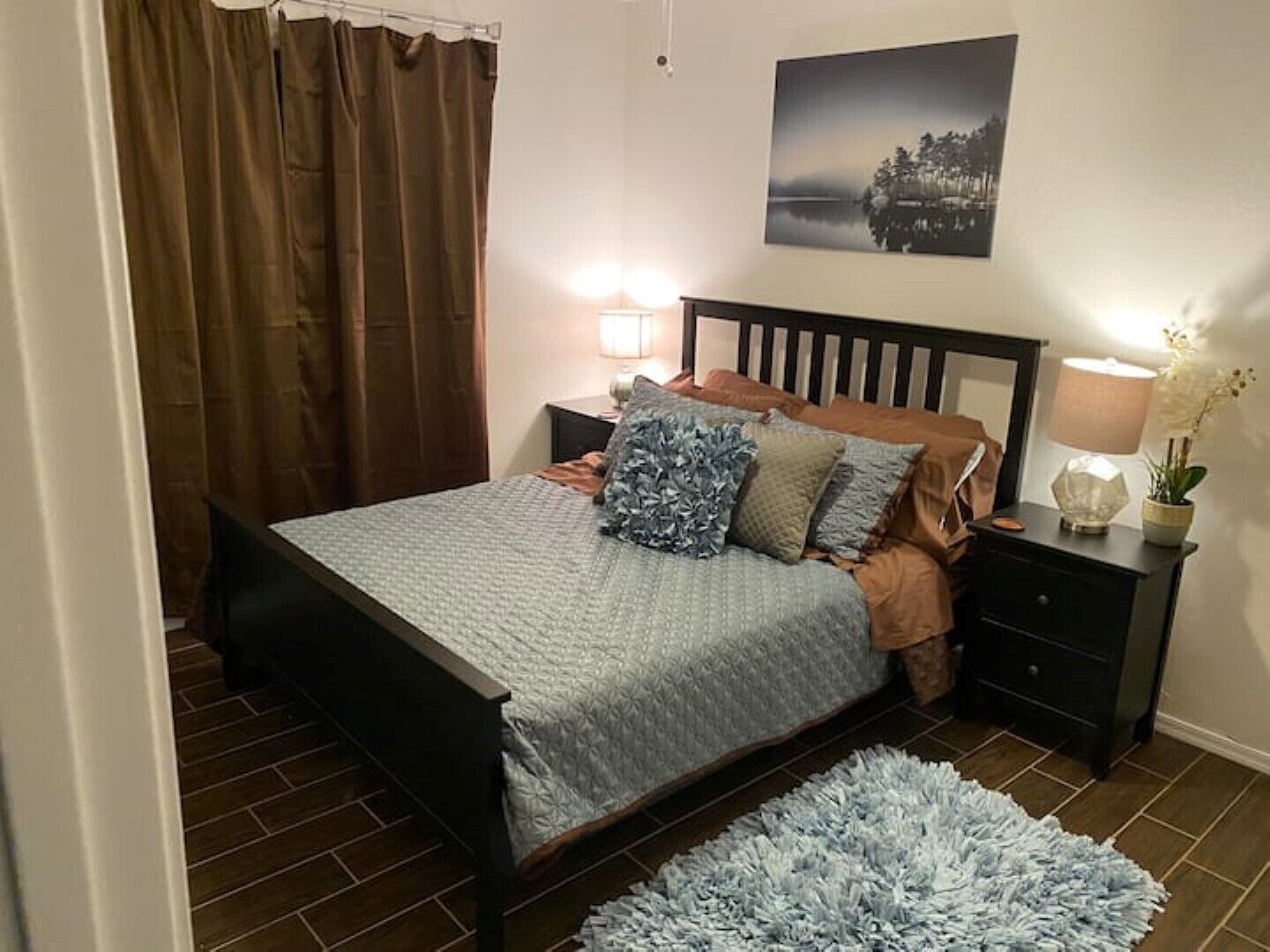 1 bedroom, iron/ironing board, travel crib, free WiFi