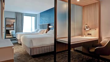 1 bedroom, desk, laptop workspace, blackout drapes