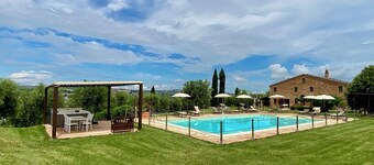 Casalantico, Villa with pool and Jacuzzi for exclusive use