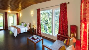 Luxury Double or Twin Room | Egyptian cotton sheets, premium bedding, down comforters, pillowtop beds