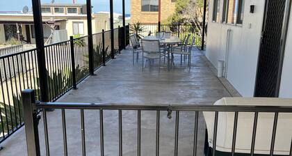Salty Verandah - Perfect position in the Original Township