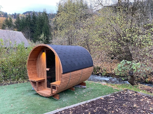 Luxury vacation homes with Hot tub, Sauna and Pool near Italy and Slovenia.