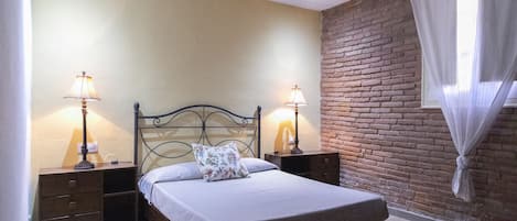 4 habitaciones, wifi gratis y ropa de cama