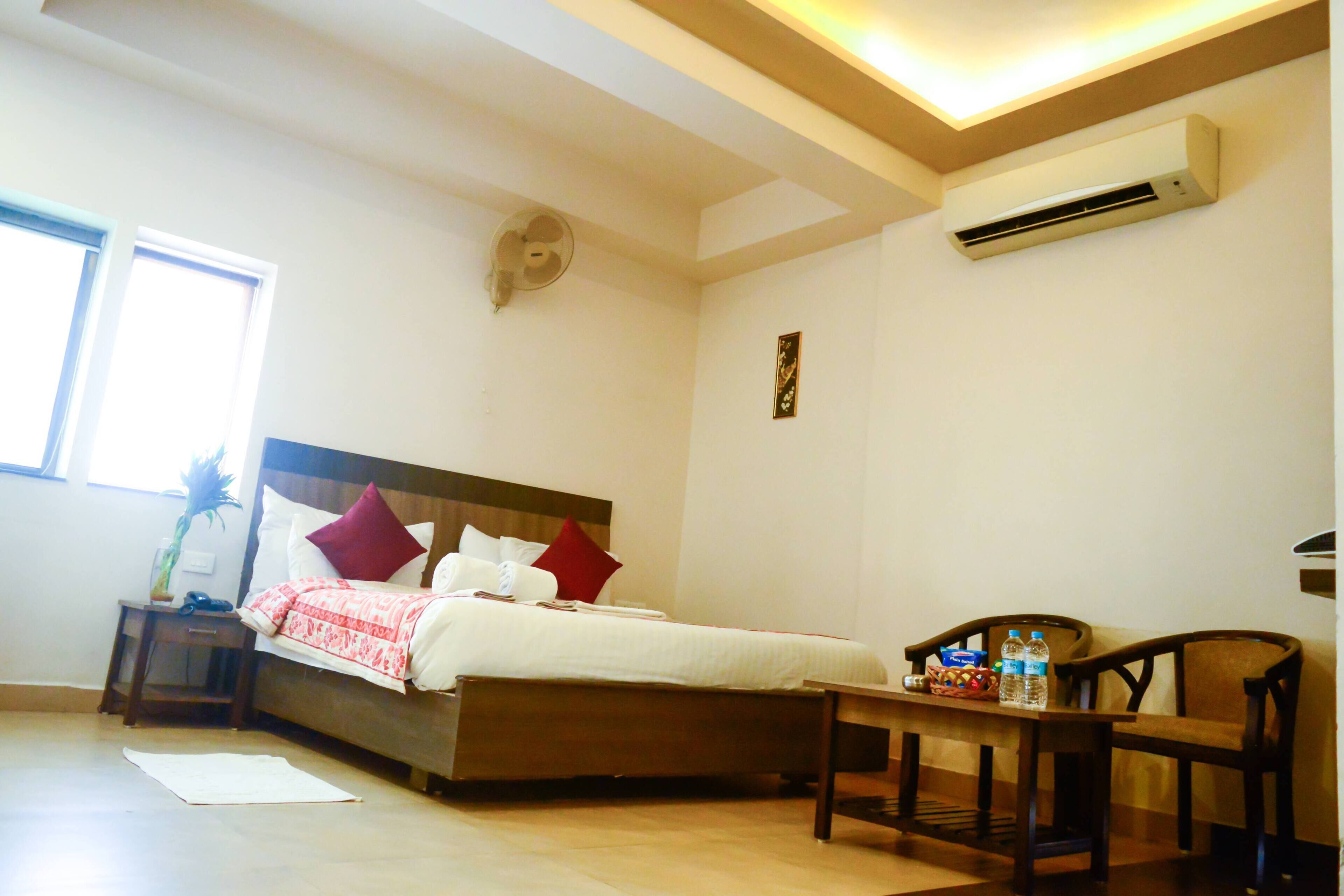 Executive Room | In-room safe, iron/ironing board, free WiFi