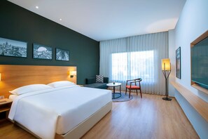 Superior Room | In-room safe, individually decorated, individually furnished - Park Inn by Radisson Gwalior (Gwalior)