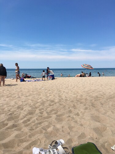 Chesterton “Golf View Estate” Midwest  Great Lake Beaches & Trails Of The Dunes!