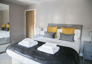 1 bedroom, free WiFi, bed sheets - Alpha Spa, Classic 1 bedroom apartment (Harrogate)