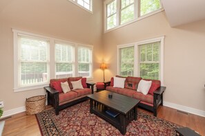 Flat-screen TV, fireplace