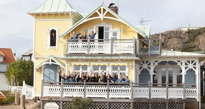 Strandflickornas Annex Gula Villan