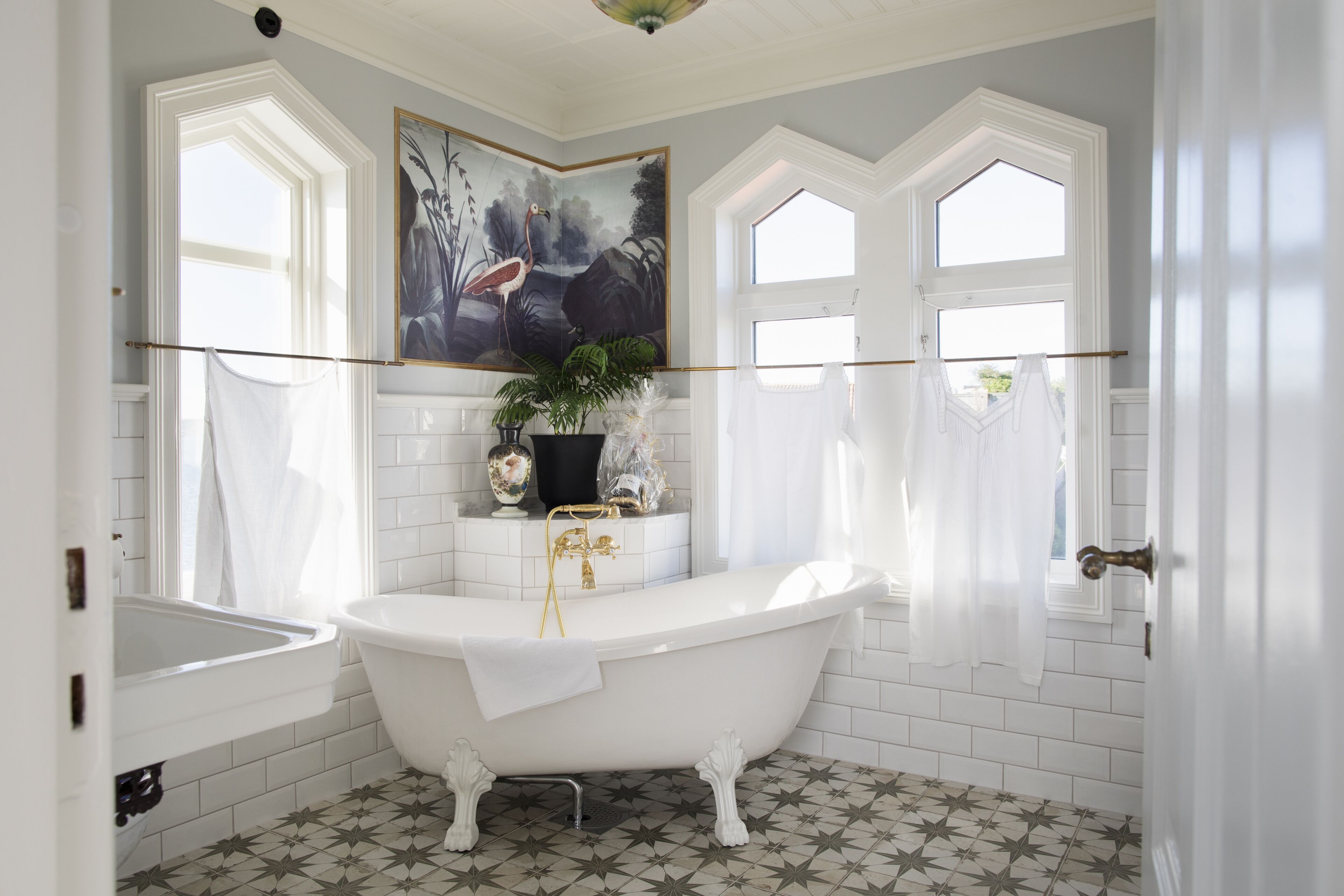 mini suite | 1 bedroom, individually decorated, individually furnished