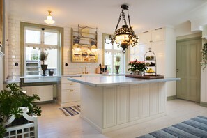 Apartment | Private kitchen