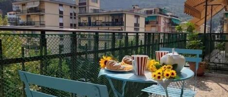 Appartement, 2 chambres | Balcon