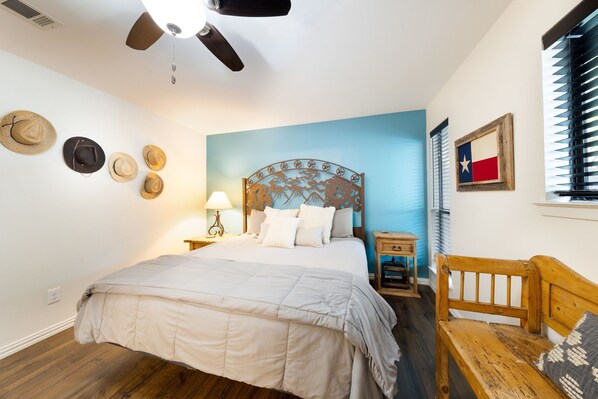 3 bedrooms, WiFi, bed sheets, wheelchair access