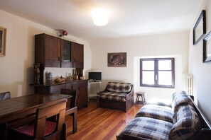 Appartement, 2 chambres | Coin séjour