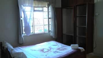 Desk, free WiFi, bed sheets