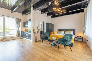 Ropa de cama hipoalergénica y minibar 