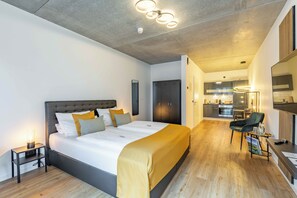 Hypo-allergenic bedding, minibar, in-room safe, individually decorated - LÜTTES LOFT Boutique Hotel (Eckernfoerde)