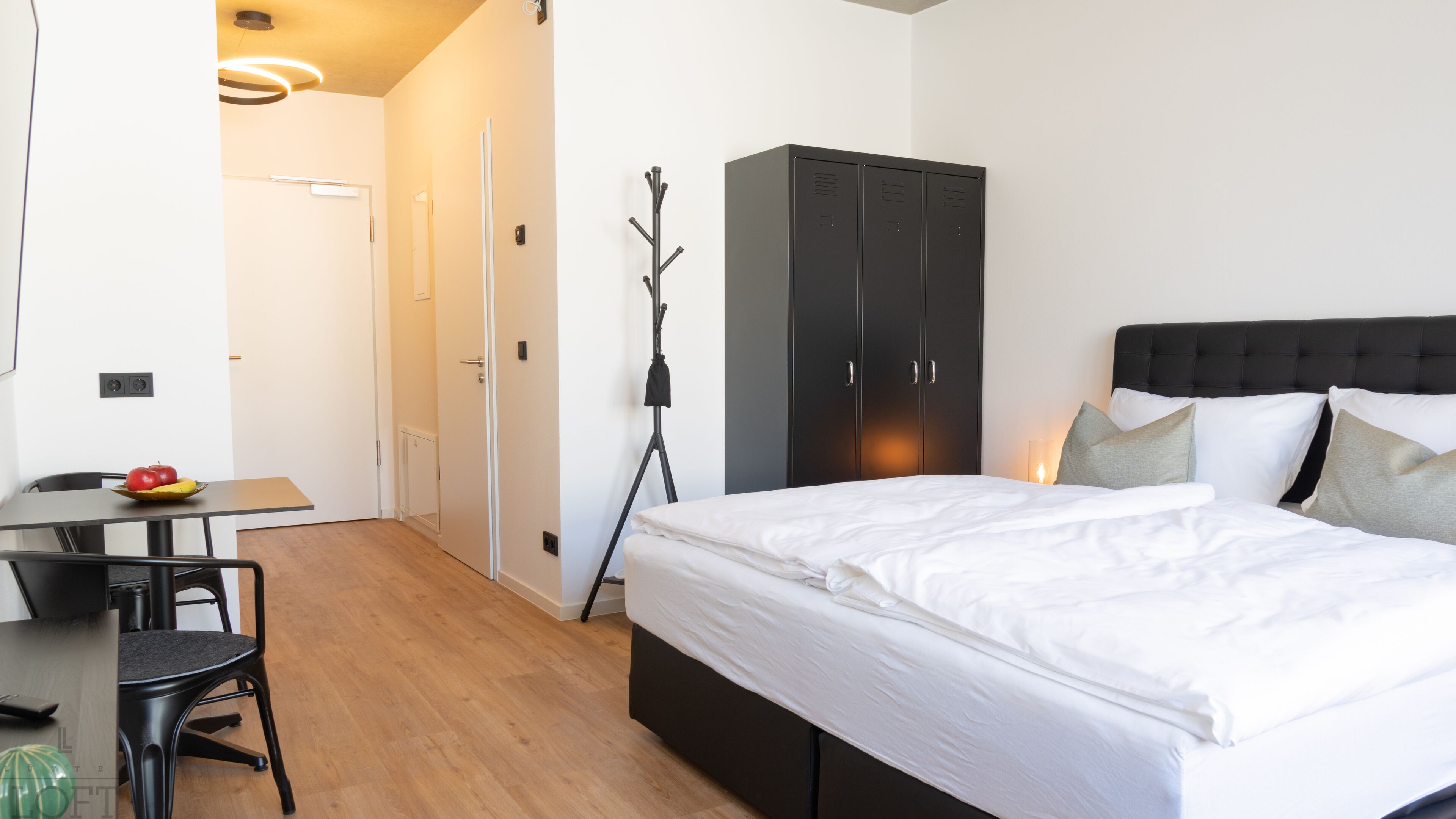 standard double room | 1 bedroom, hypo-allergenic bedding, minibar, in-room safe