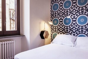 Traditional Apartment, 2 Bedrooms, Non Smoking, City View | 2 bedrooms, iron/ironing board, free WiFi, bed sheets - Calisto RTH (Rome)