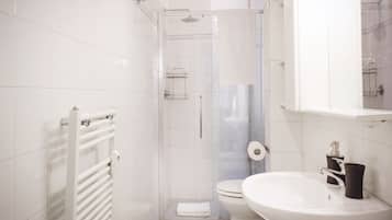 Apartment, 2 Bedrooms | Bathroom