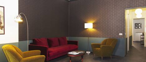 Apartment, 3 Schlafzimmer | Wohnbereich | 40-Zoll-Smart-TV mit Digitalempfang, Fernseher, Pay-TV