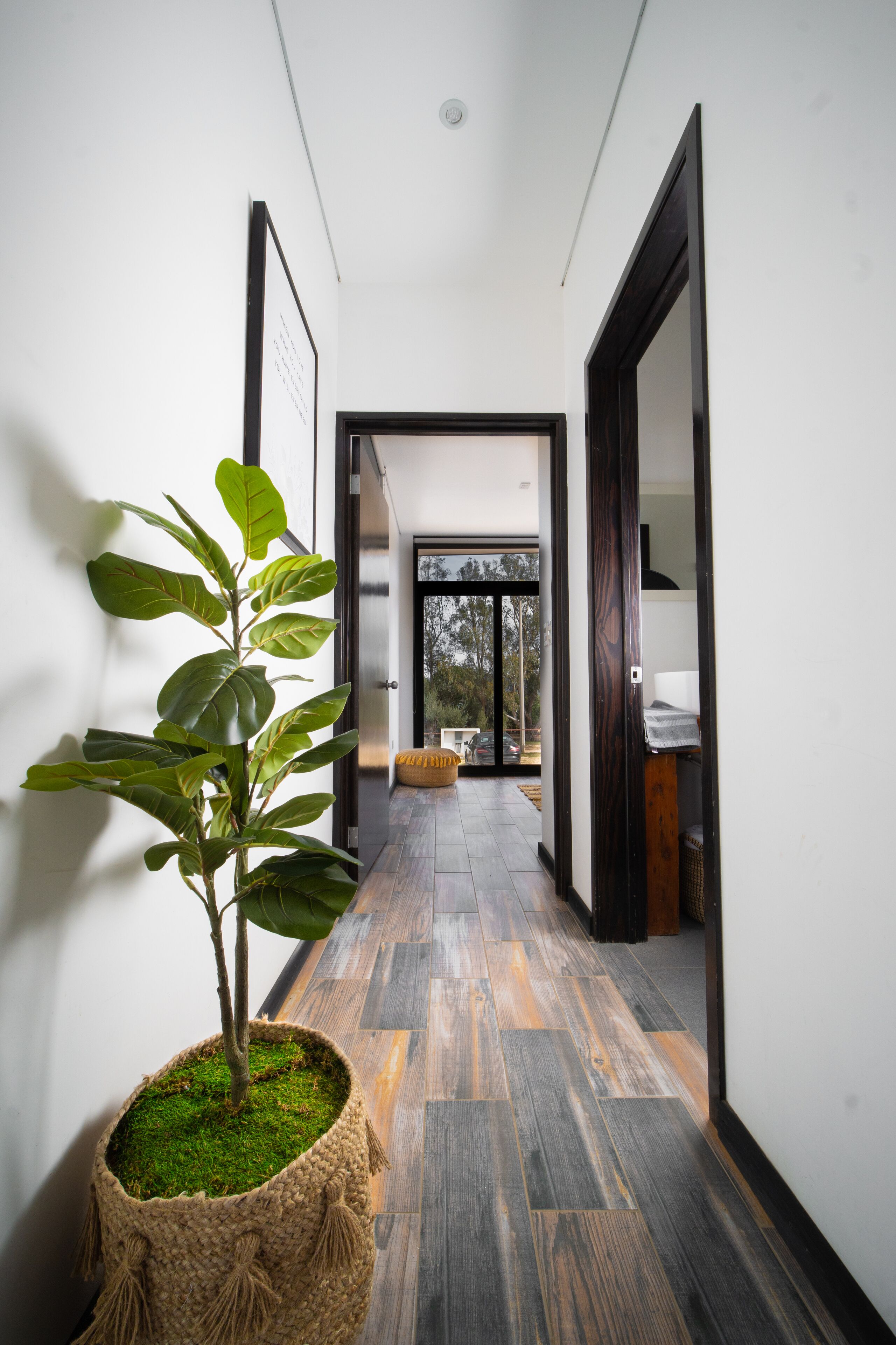 Family Cabin | Free WiFi, bed sheets