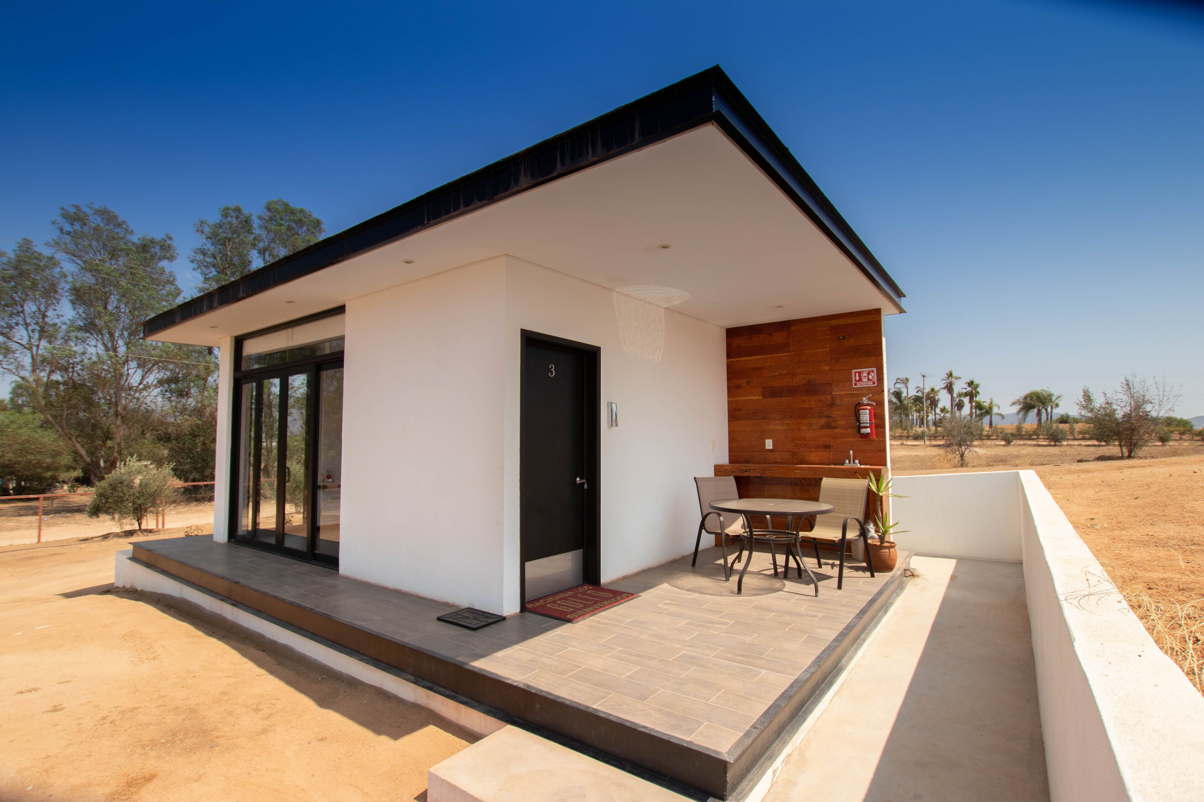 deluxe cabin | terrace/patio