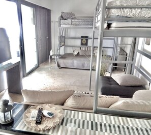 Apartment, Multiple Beds | 2 bedrooms, free WiFi, bed sheets